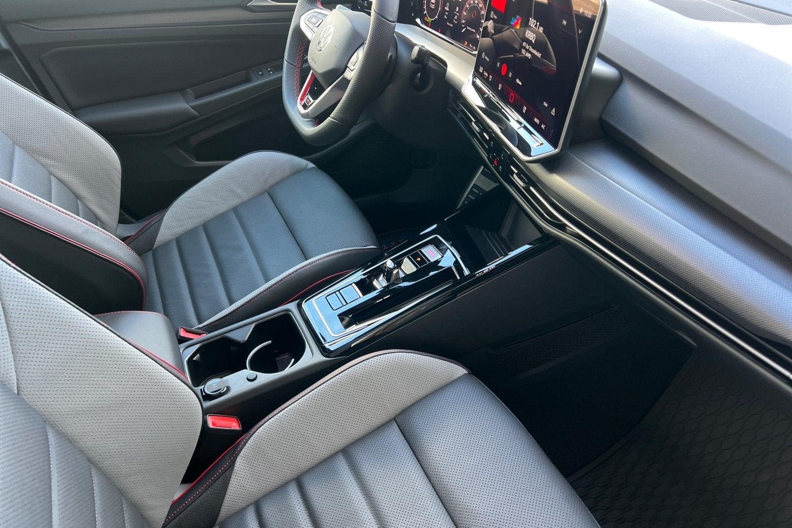 2026 Volkswagen Golf GTI 2.0T SE