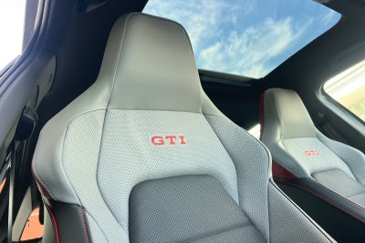 2026 Volkswagen Golf GTI 2.0T SE