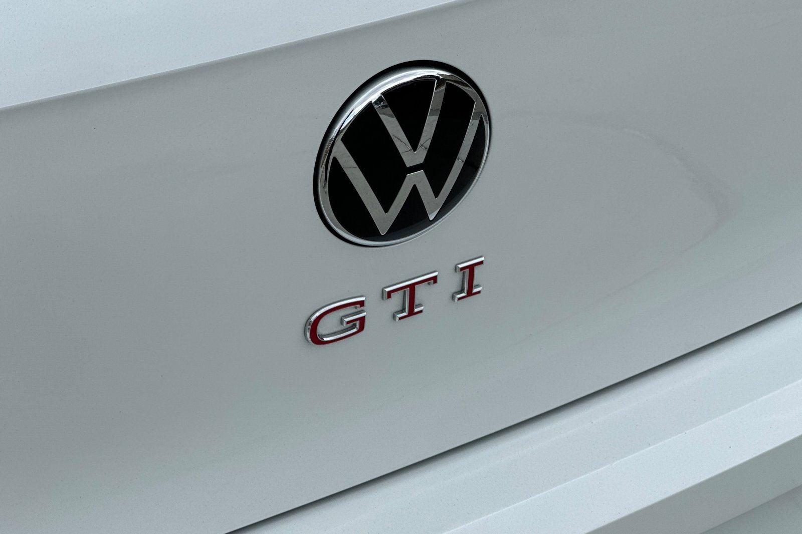 2024 Volkswagen Golf GTI 2.0T S