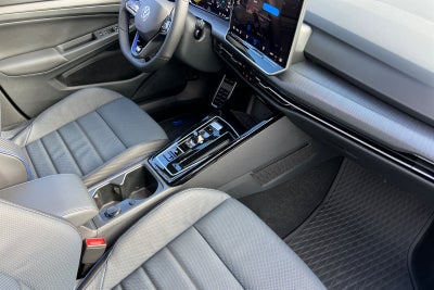 2026 Volkswagen Golf R 2.0T