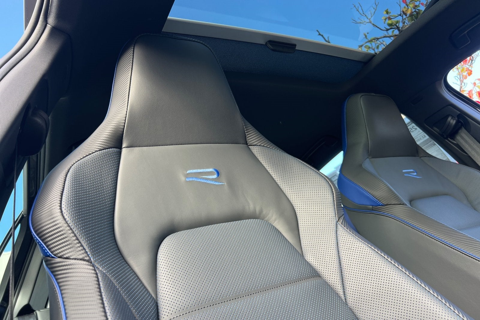 2026 Volkswagen Golf R 2.0T