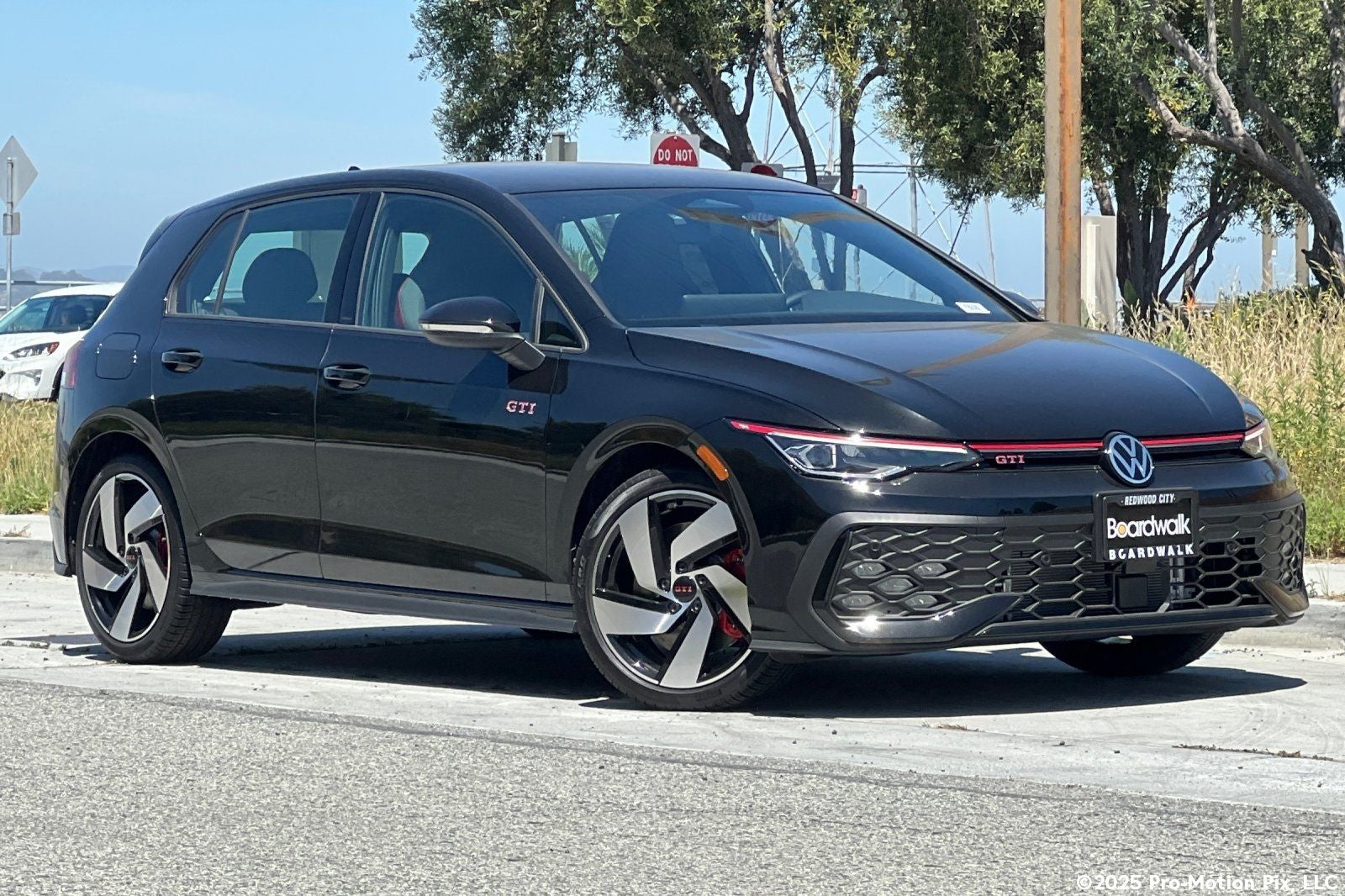 2026 Volkswagen Golf GTI 2.0T S 4-door DSG's photo