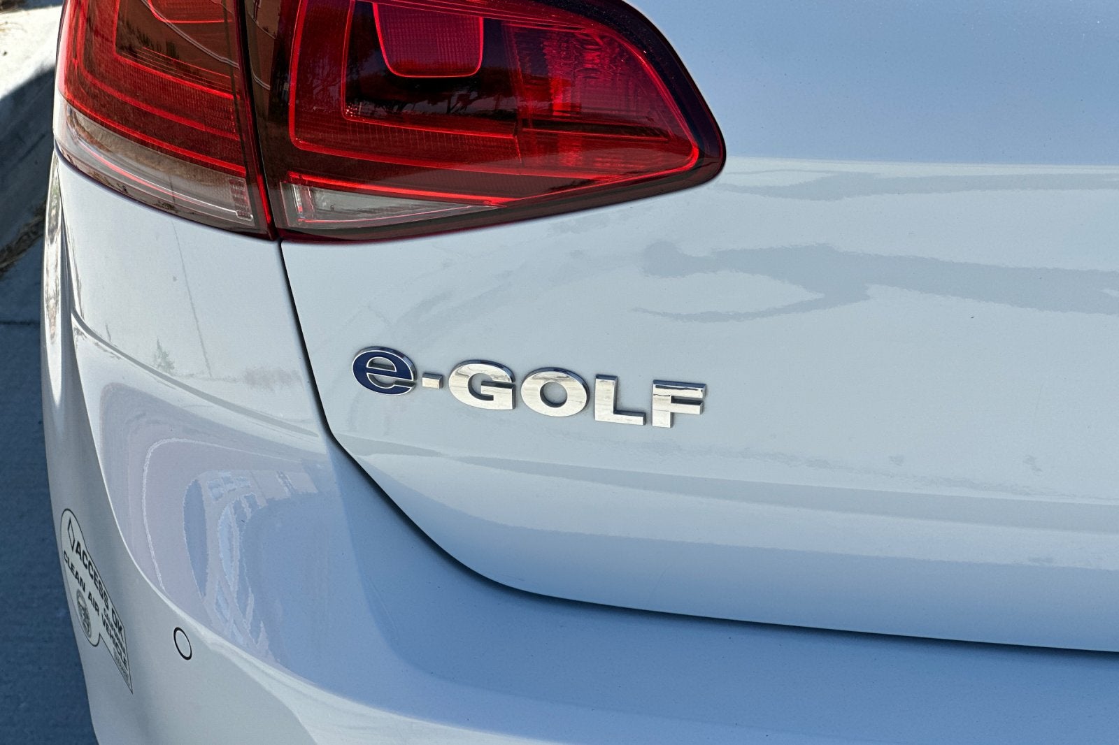 2016 Volkswagen e-Golf SEL Premium