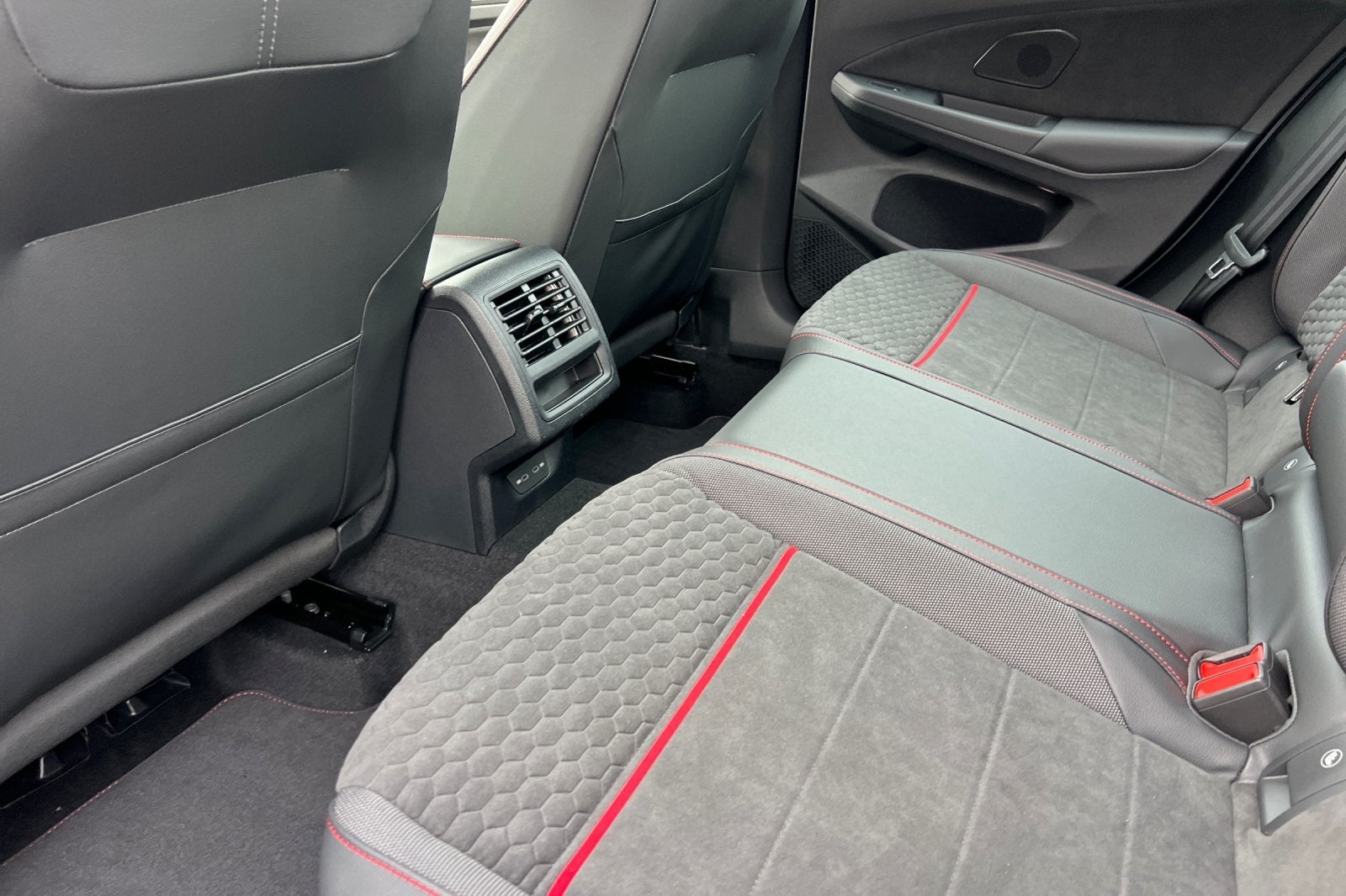 2026 Volkswagen Golf GTI 2.0T SE