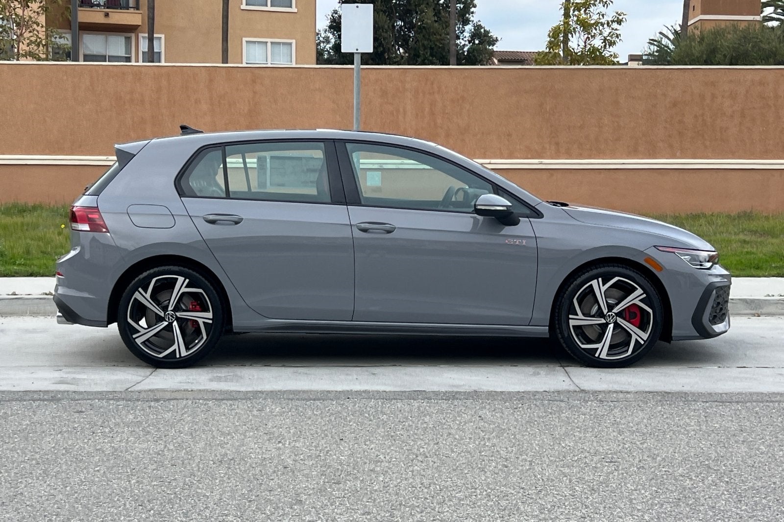2026 Volkswagen Golf GTI 2.0T SE