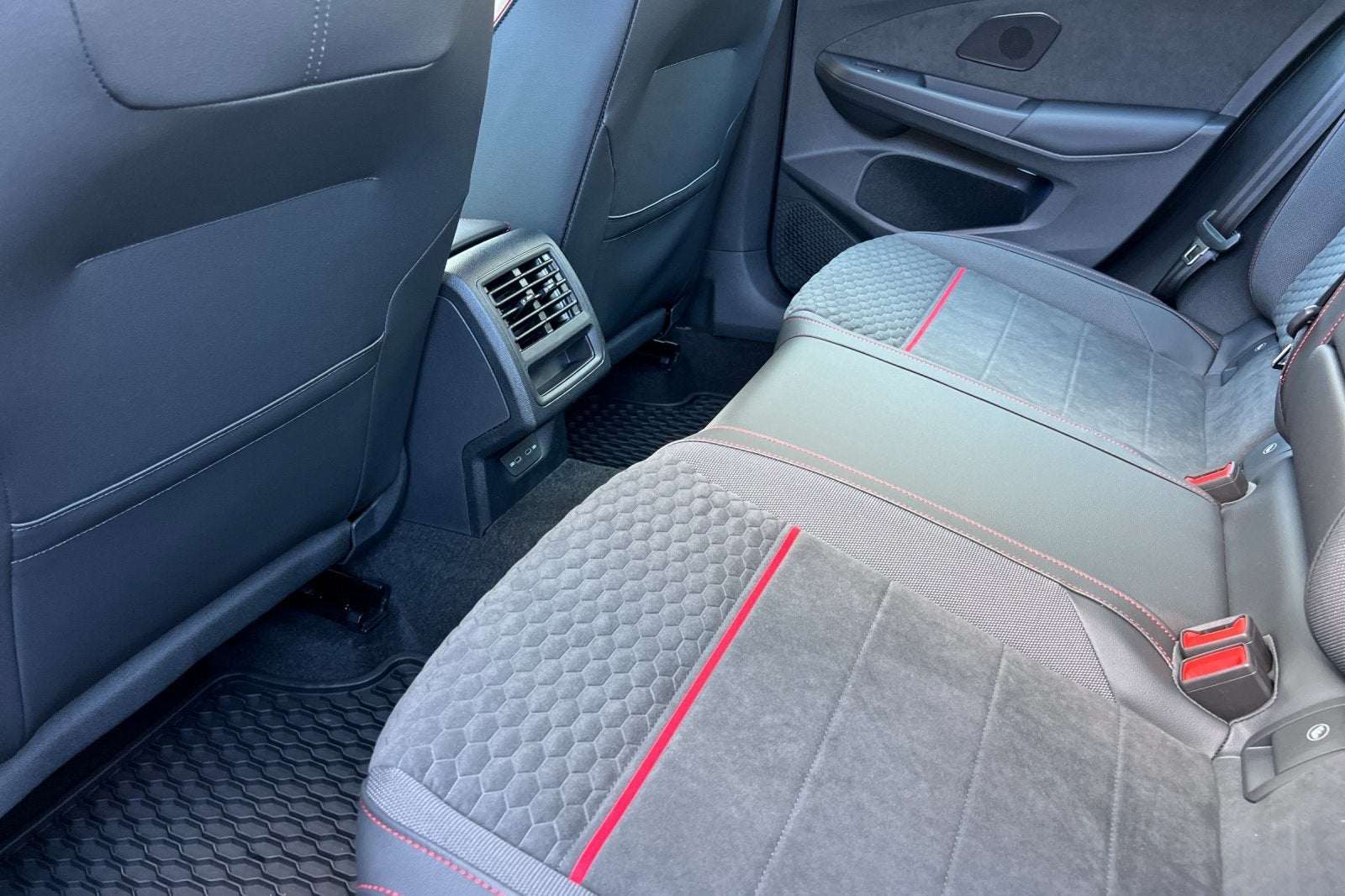 2026 Volkswagen Golf GTI 2.0T SE