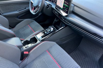 2026 Volkswagen Golf GTI 2.0T SE