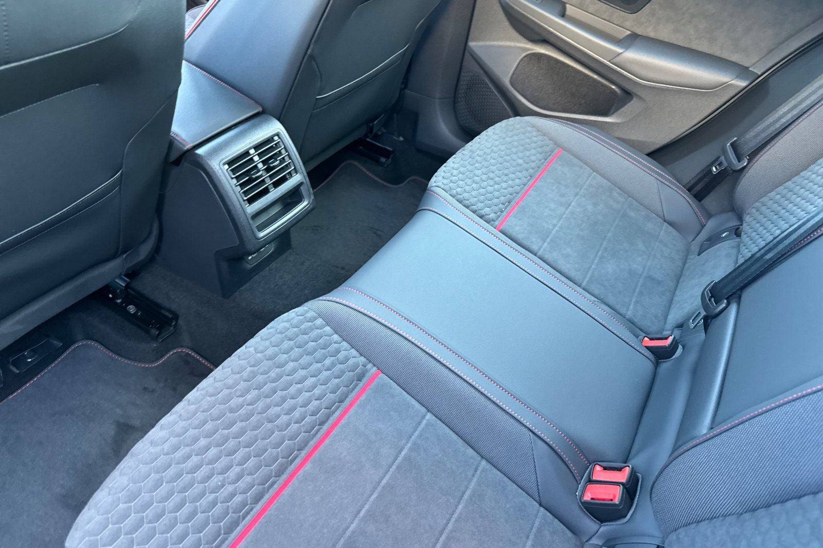 2026 Volkswagen Golf GTI 2.0T SE