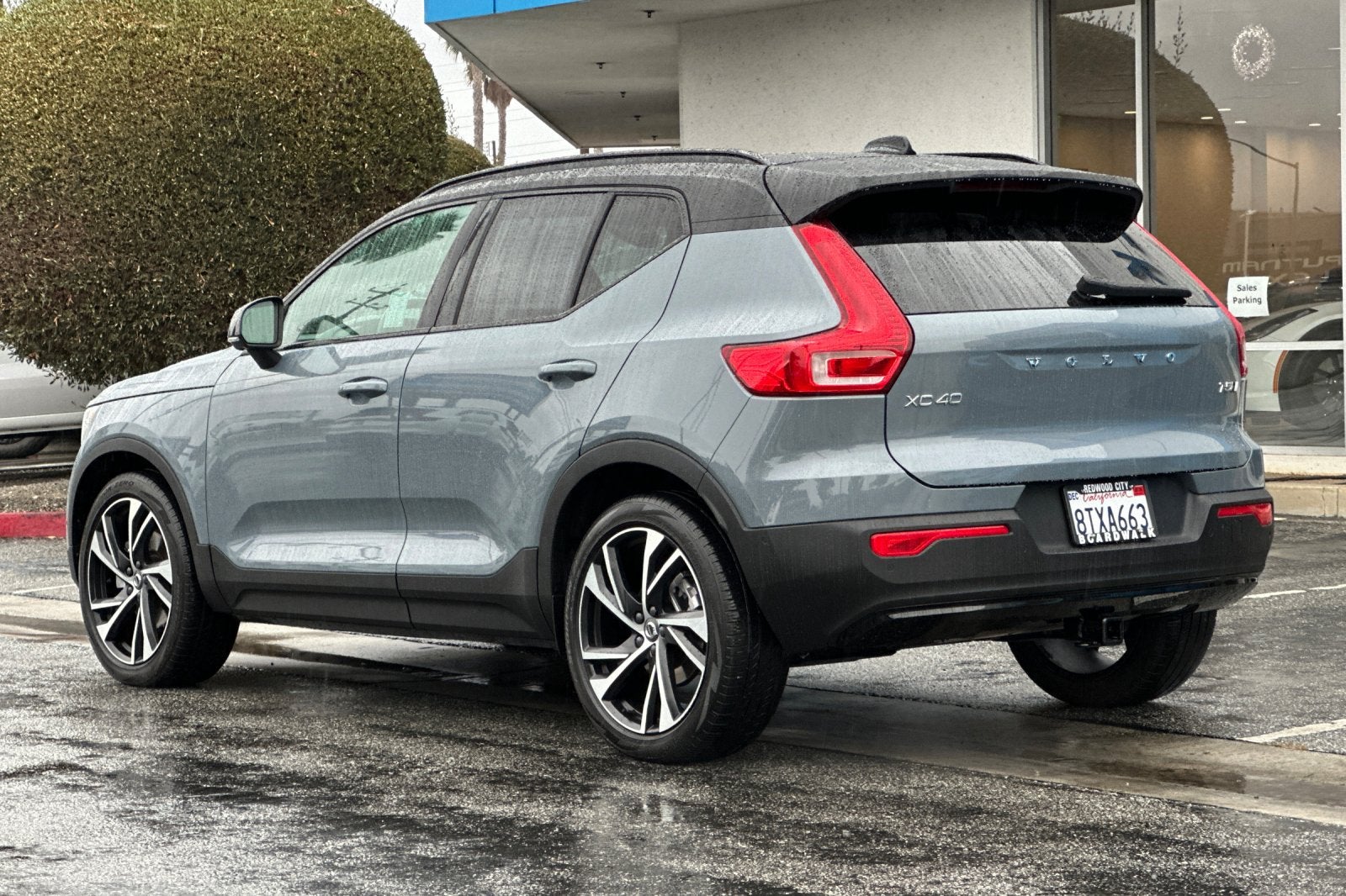 2021 Volvo XC40 R-Design