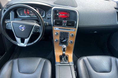 2017 Volvo XC60 T5 Inscription